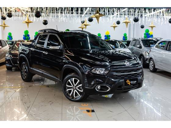 FIAT TORO 1.8 16V EVO FLEX FREEDOM AT6 FIAT TORO 1.8 16V EVO FLEX FREEDOM AT6